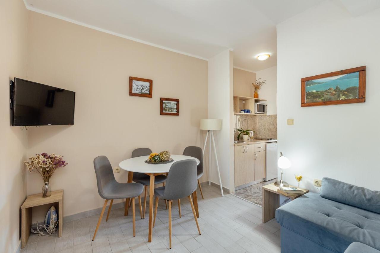 Apartmani Vico Herceg Novi Exterior foto